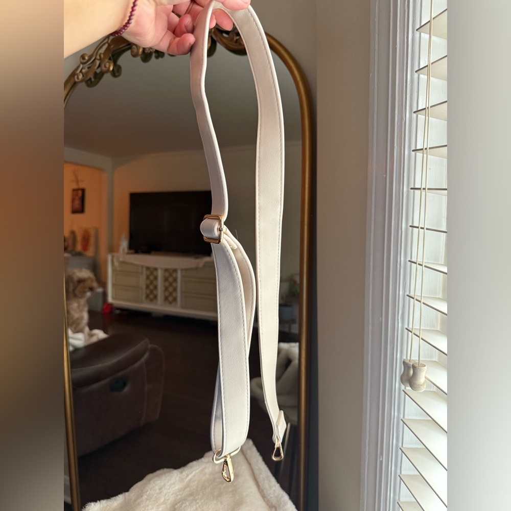 Juicy Couture Cream White Faux Fur Tote Bag Crossbody - Picture 7 of 9